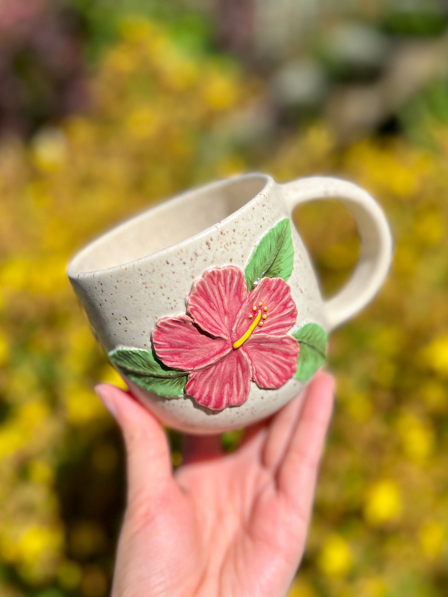 Sandy Hibiscus Mug (16oz)