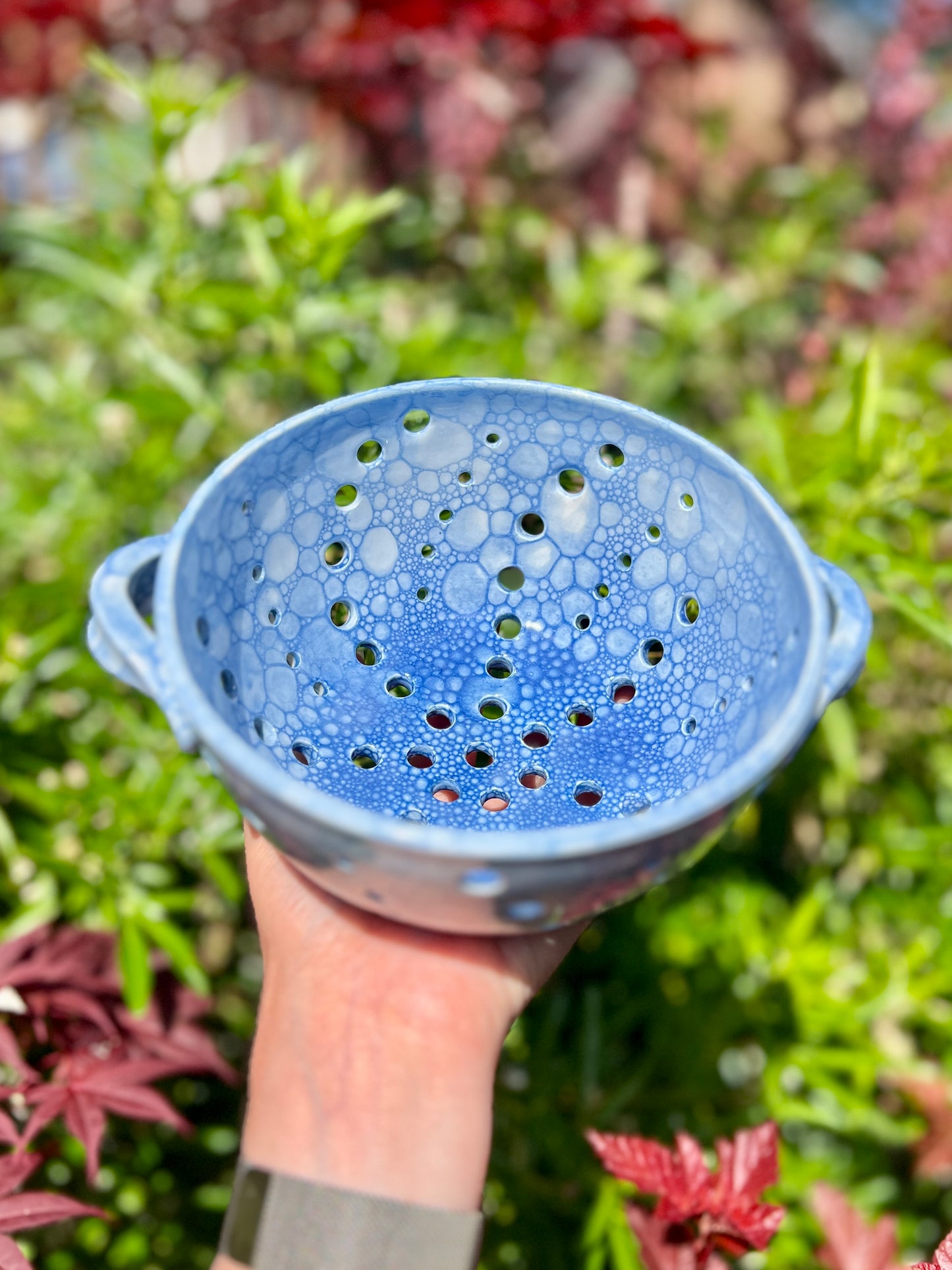 Spiral Berry Strainer Bowl