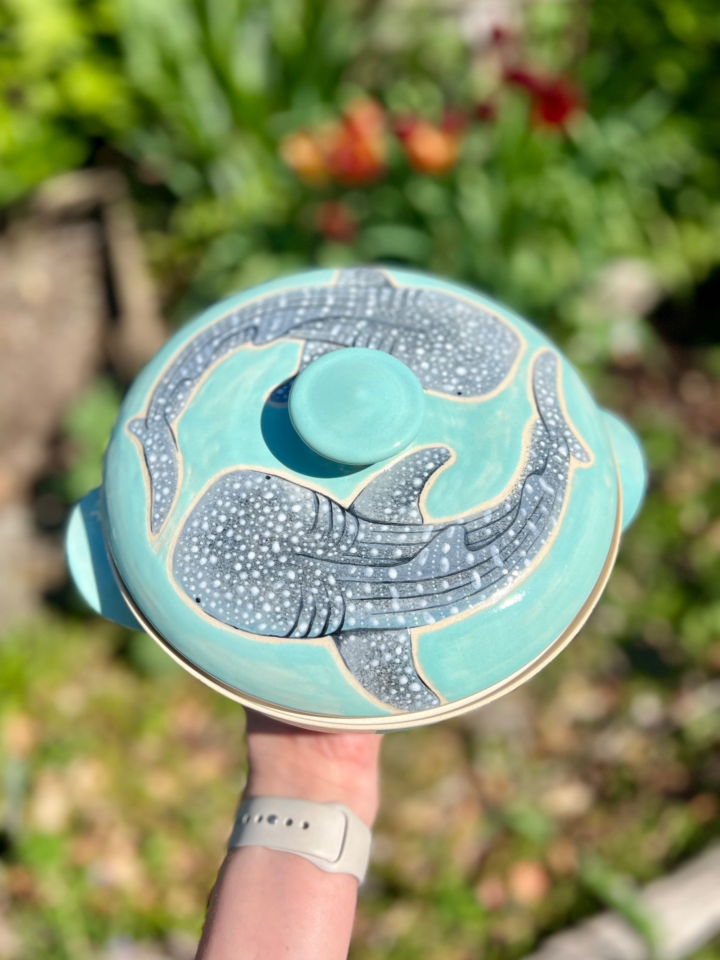 Double Whale Shark Handpainted Casserole Dish - Seafoam (W 8.5")
