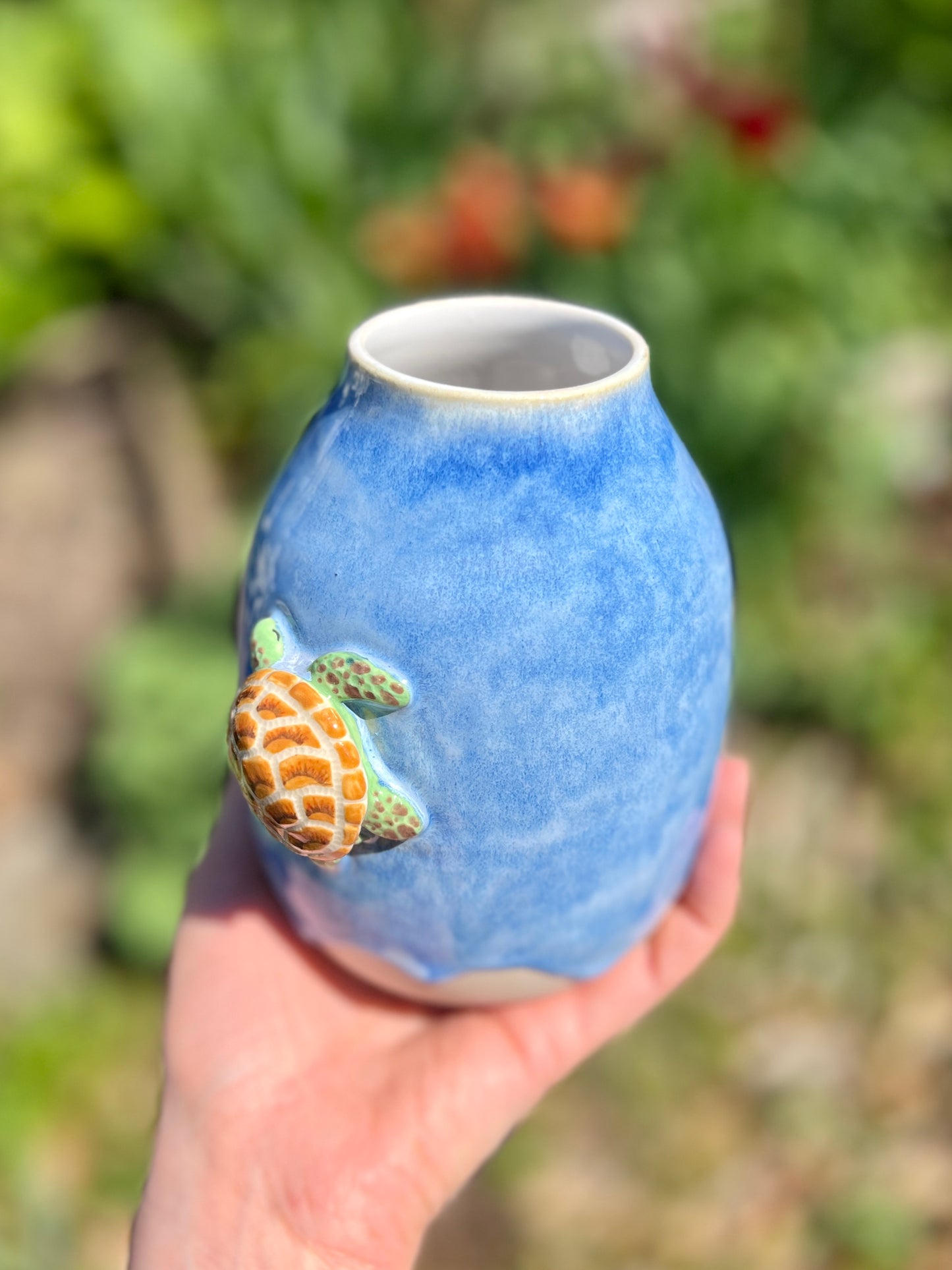 Honu Vase (H 6")
