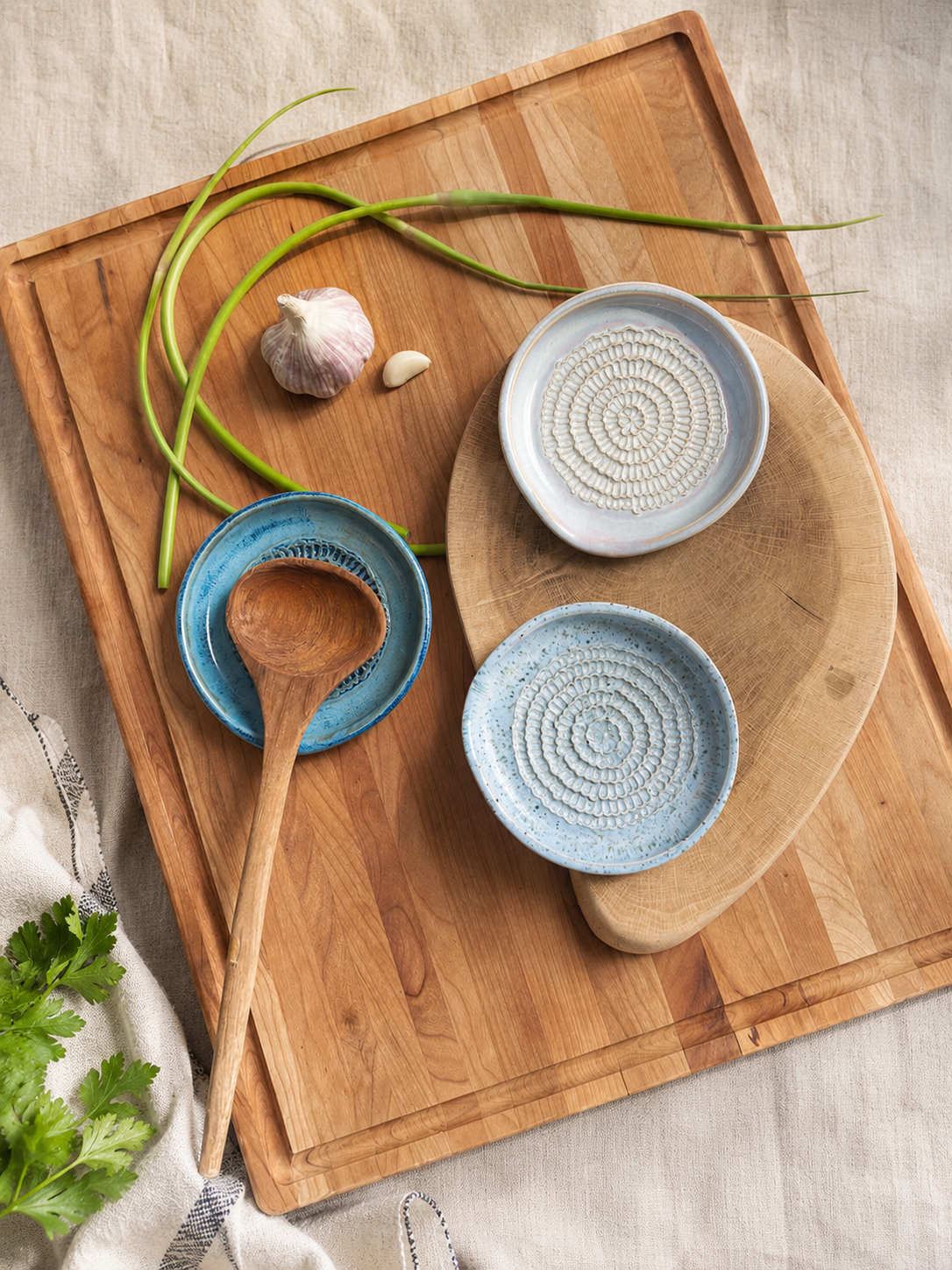 Moon Glow Garlic Grater Spoon Rest