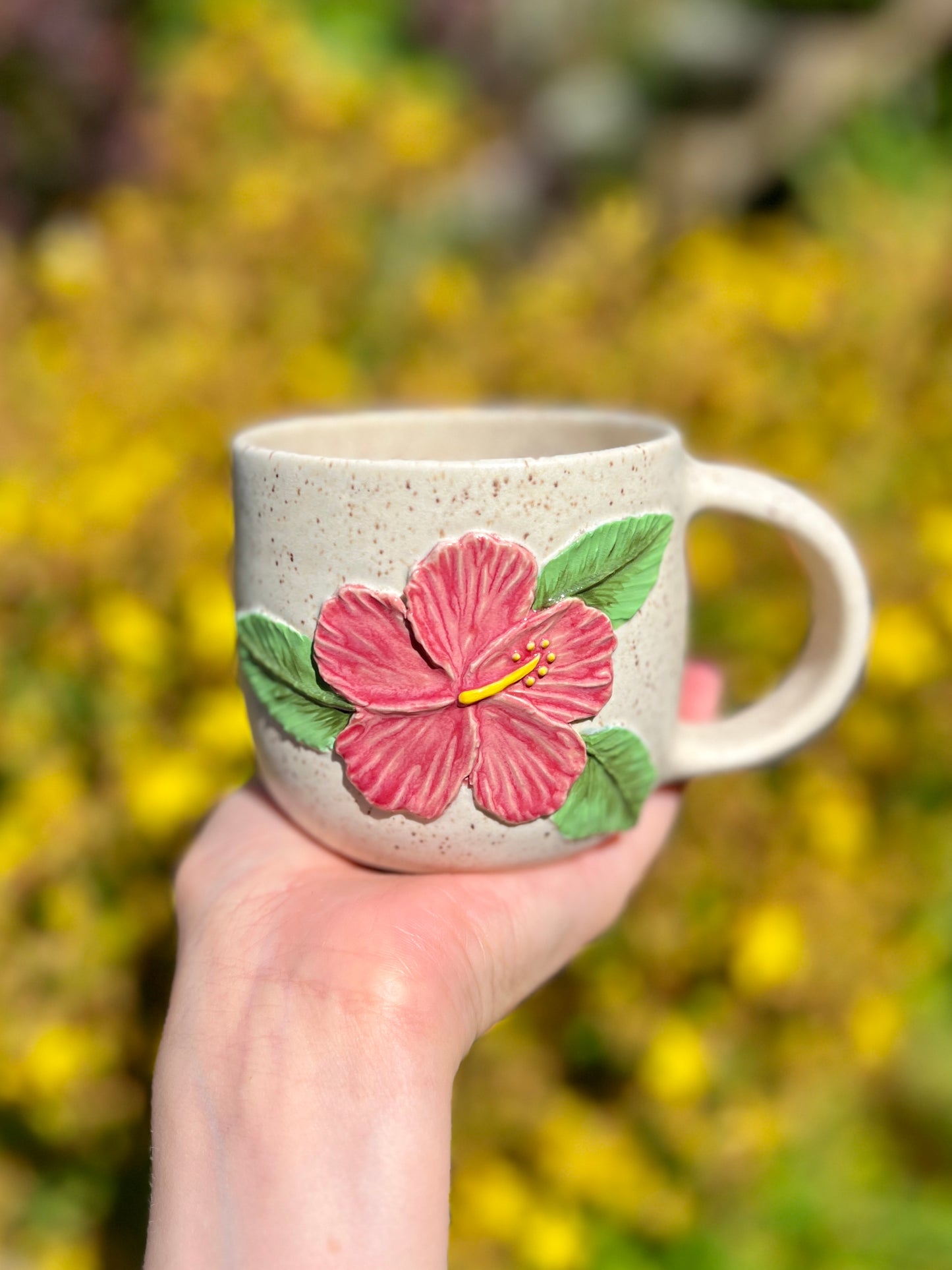 Sandy Hibiscus Mug (16oz)