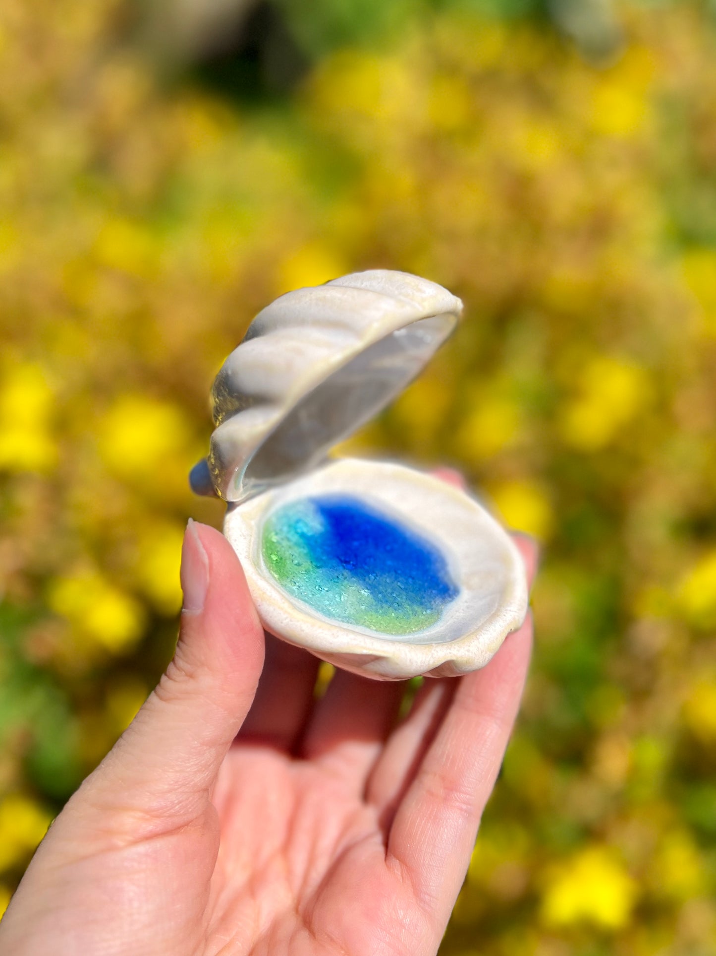 Shell Ring Holder With Sea Glass (V2)