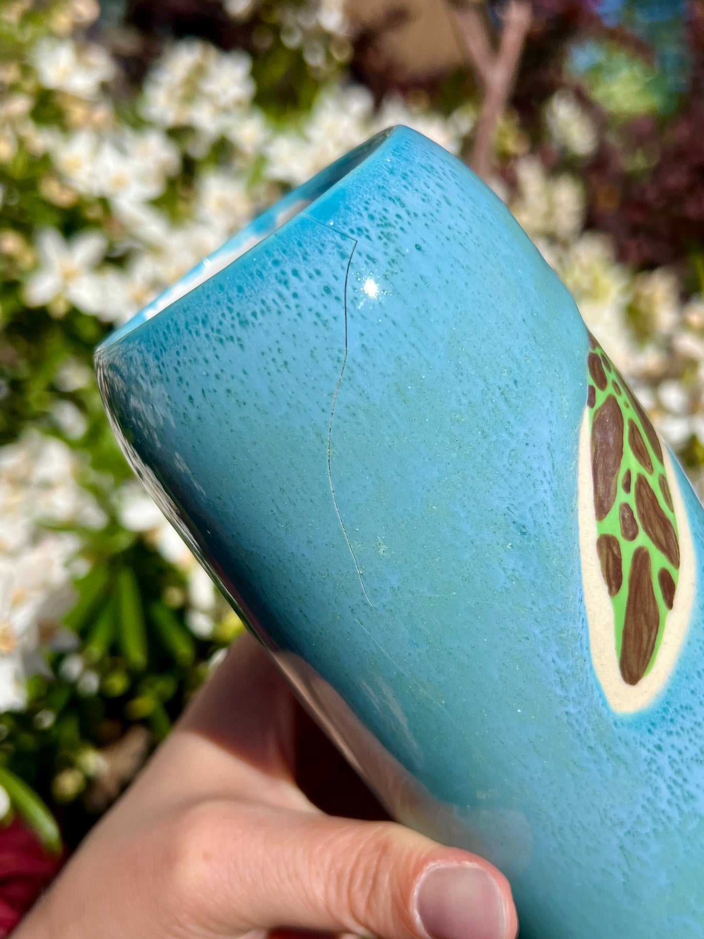 Wading Honu Vase (H 7") L3 Oopsie