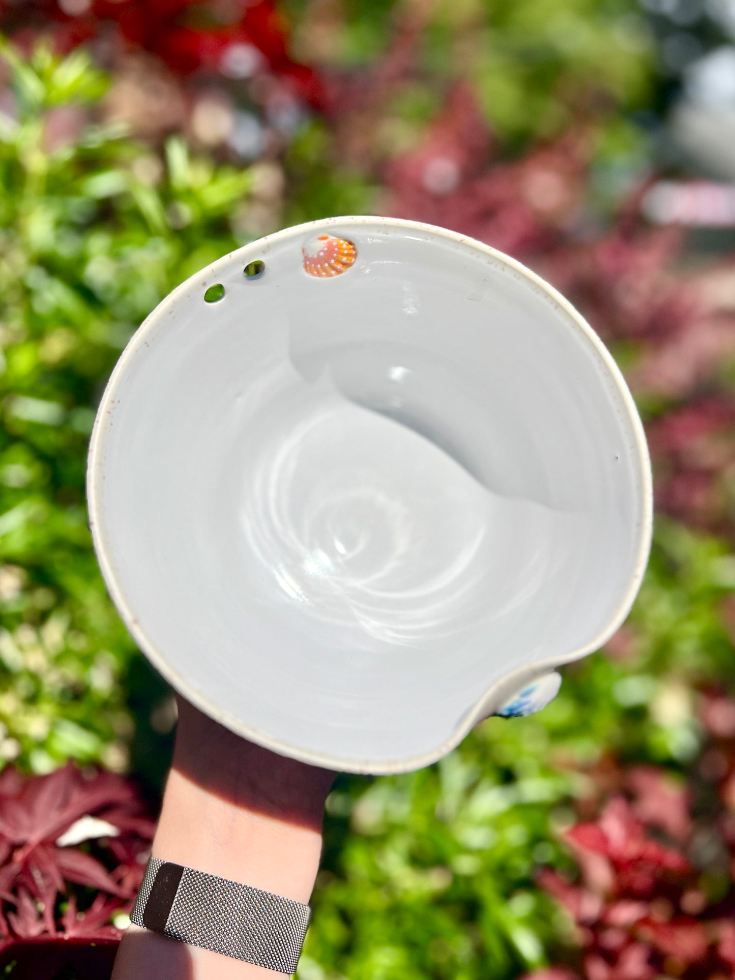 Sunrise Shell Ramen Bowl with Chopstick Holder