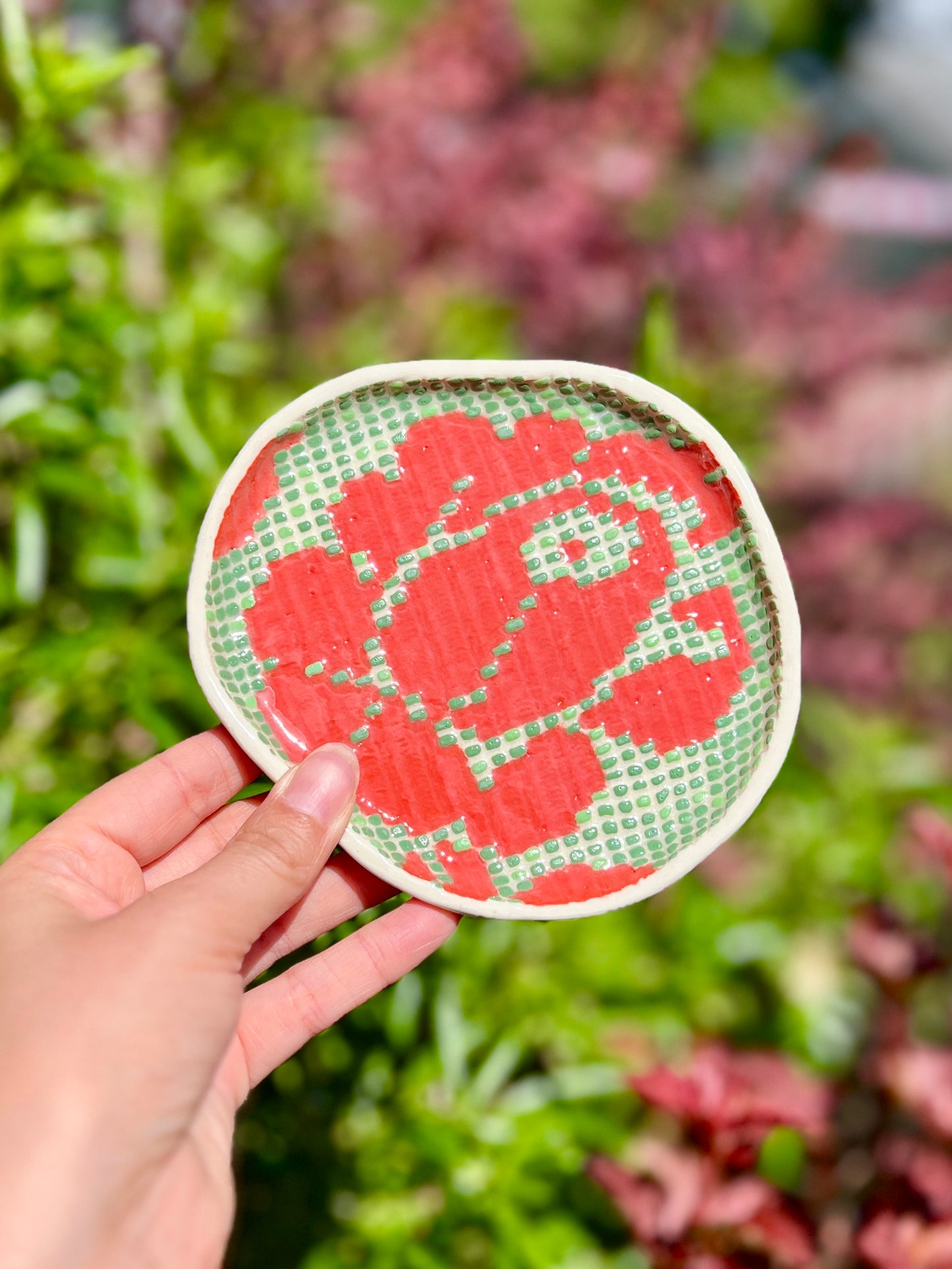 Lace Imprint Rose Dish - Green & Red