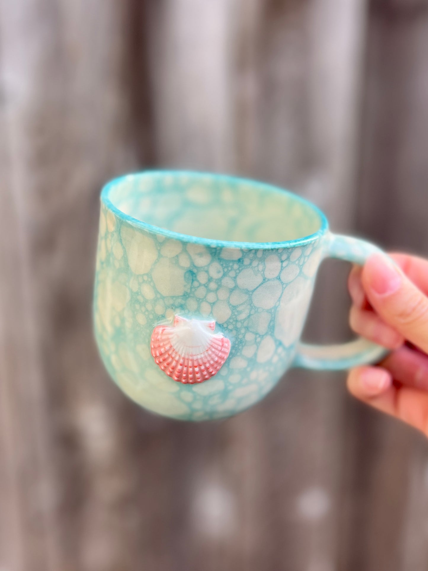 Coral Shell Bubble Mug (16oz)