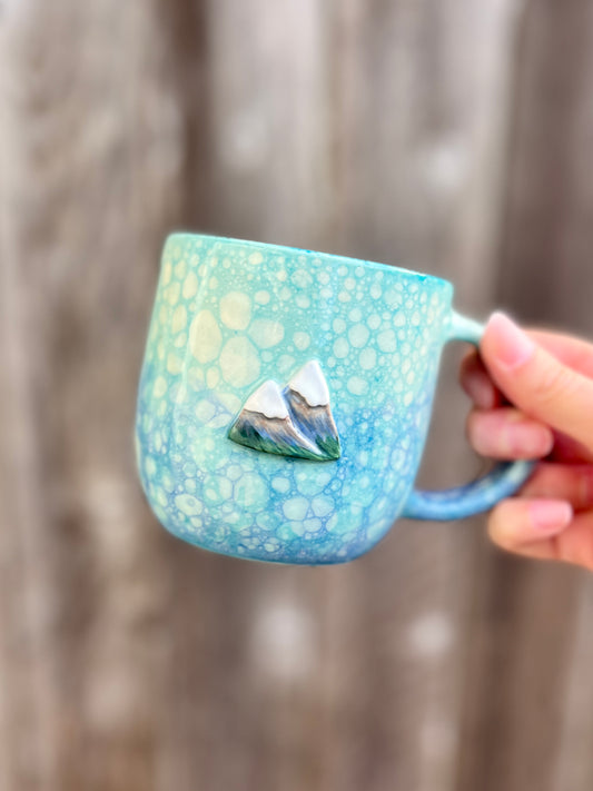 Mountain Bubble Mug (16oz)