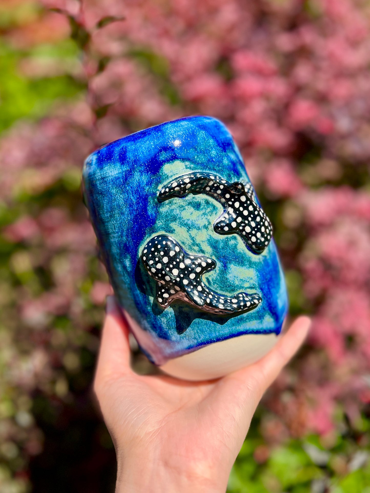Double Whale Shark Vase (H 6")