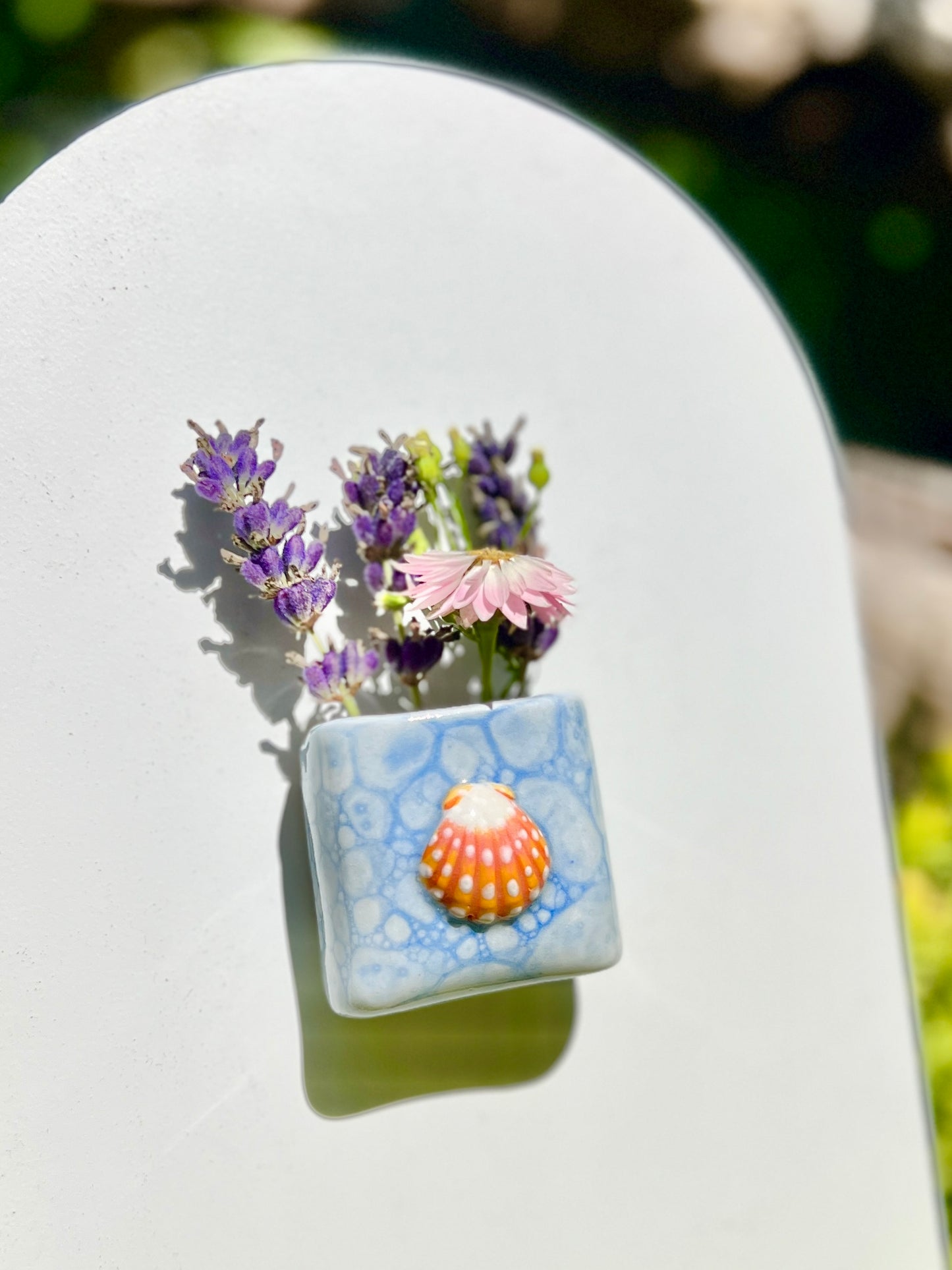 Sunrise Shell Vase Fridge Magnet