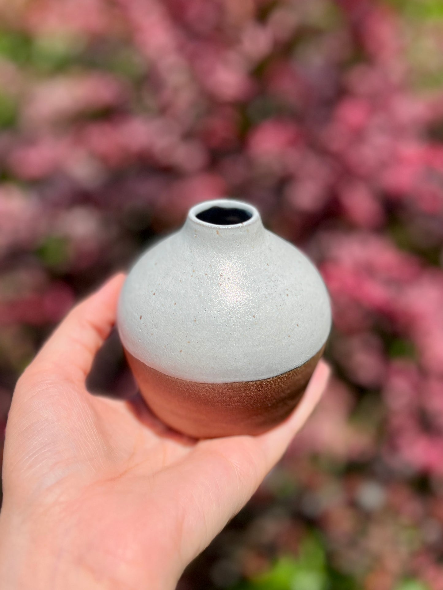 Wildflower Vase (2" H)