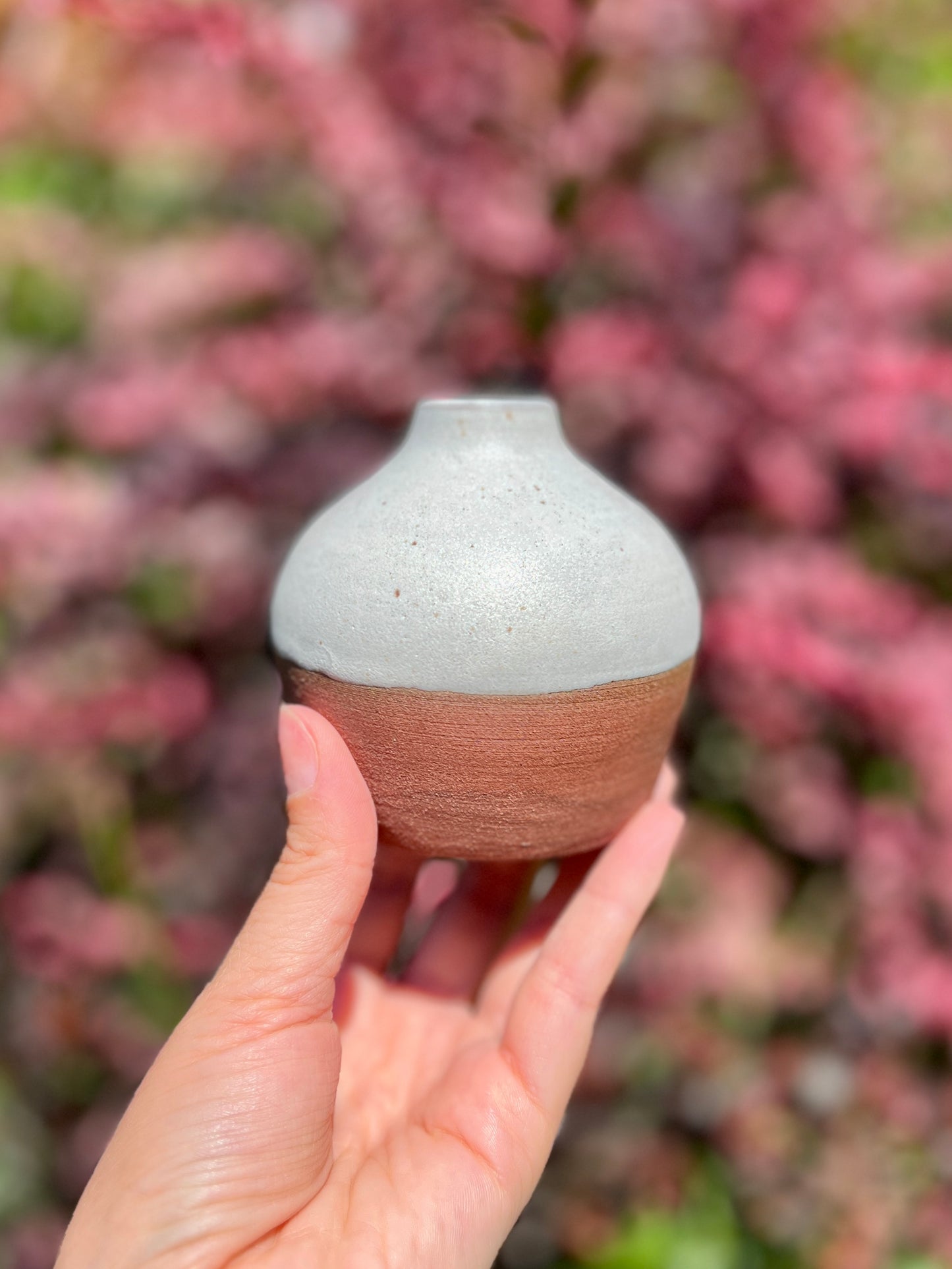 Wildflower Vase (2" H)