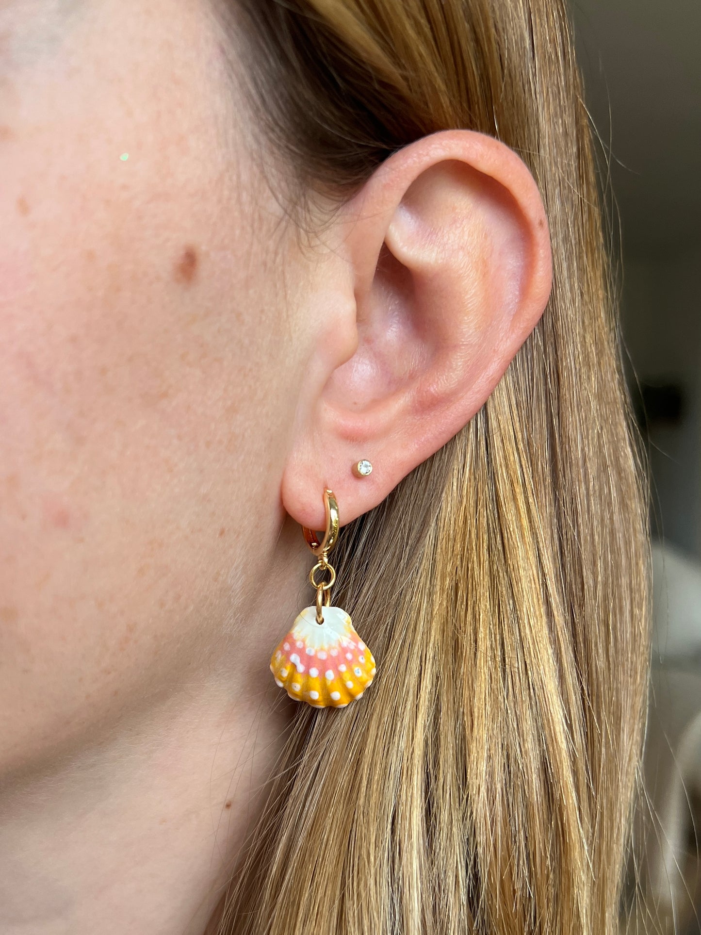 Sunrise Shell Earings - 18k Gold Plated