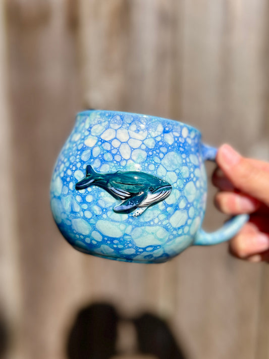 Humpack Whale Bubble Mug (17oz)